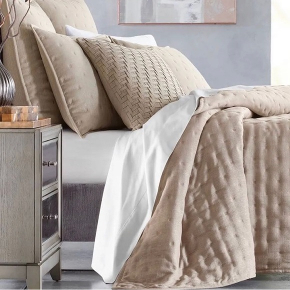 Hotel Collection Set Of 2 King Yarn Dye Shams NEW - Picture 3 of 7